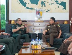 Perkuat Silaturahmi, Pangdam V/Brawijaya Terima Audiensi Kajati Jatim