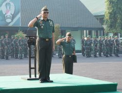 KOREM 084/BHASKARA JAYA GELAR UPACARA BENDERA HARI SENIN