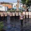 Peringati HUT Bhayangkara ke-79, Polres Tanjung Perak Tabur Bunga di TMP Wage Rudolf Supratman