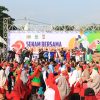 Ribuan Warga Meriahkan Olahraga Bersama Hari Bhayangkara ke – 79 di Stadion Kanjuruhan Malang