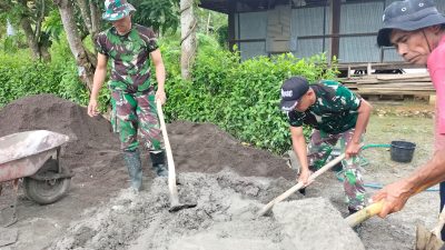 Babinsa Koramil 0829-15/Geger bersama warga gelar Karya Bakti perbaiki jalan penghubung desa
