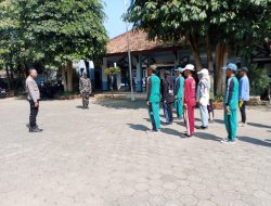 Anggota Koramil 0829-06/Tanah Merah Latih Paskibraka HUT RI ke-80