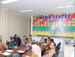 Melalui Zoomeeting, Wakil Bupati Kampar Pimpin Rakor Inflasi dan Program 3 Juta Rumah Bersama Kemendagri
