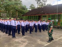 Pak Tentara Masuk Sekolah! Siswa SLTPN 1 Kampak Belajar Disiplin dan Nasionalisme Langsung dari TNI