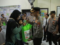 Peduli Stunting, Kapolres Madiun Salurkan Bansos untuk Masyarakat