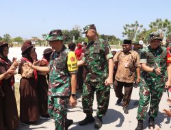Kasi Teritorial Kasrem 084/Bhaskara Jaya Dampingi Tim Wasev Mabesad Tinjau Progres TMMD ke-125 di Desa Kramat Pamekasan.