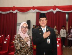 Wakil Bupati Kampar hadiri Pelantikan Dr. H. Syahrial Abdi, AP, M.Si sebagai Sekretaris Daerah (Sekda) Provinsi Riau.