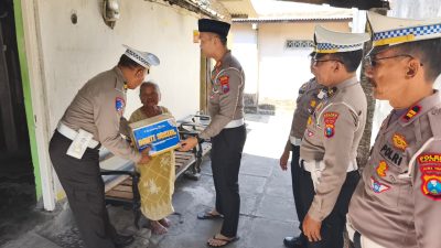Satlantas Polres Nganjuk Gelar Bakti Sosial Peringati HUT Lalu Lintas ke-70