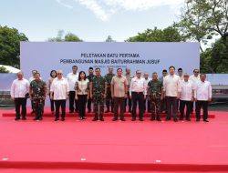 Pangdam V/Brawijaya Dampingi Kunjungan Kerja Menhan RI ke PT Jangkar Surabaya