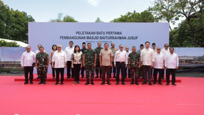 Pangdam V/Brawijaya Dampingi Kunjungan Kerja Menhan RI ke PT Jangkar Surabaya