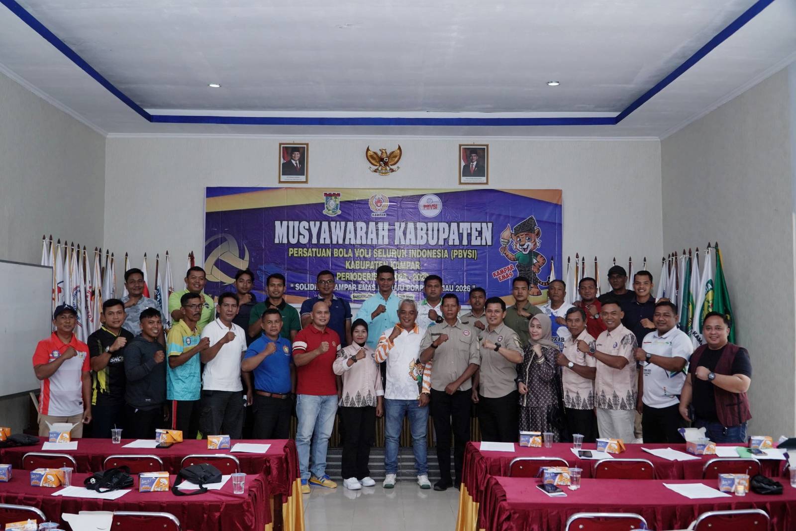 Ad55656d408f79f80a32ab6f983ecc2b52137a2dbdf1ca72819861cea761e52e.0