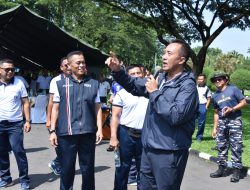 Tumbuhkan Semangat Bahari, Kodiklatal Gelar Lomba Estafet Kebaharian Antar Satker