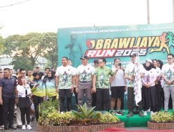 Danrem 084/Bhaskara Jaya Ikuti Brawijaya Run 2025 Dalan Rangka HUT Ke-77 Kodam V/Brawijaya
