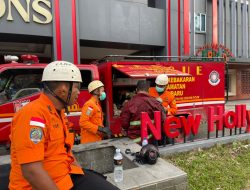 Kebakaran New Hollywood Hotel Pekanbaru, 1 Tewas dan 12 Luka-Luka, Tim SAR Evakuasi Korban Terjebak