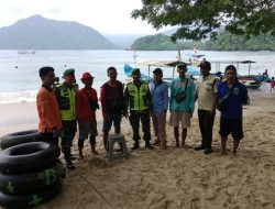 Libur Tahun Baru 2026, TNI-Polri Bersinergi Jaga Keamanan Wisata Pantai Prigi Trenggalek