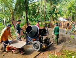 TNI AD Bangun Jembatan Perintis Garuda II di Trenggalek
