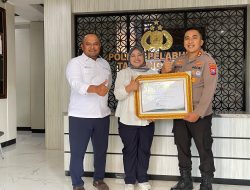 Amankan Arus Mudik Nataru 2025/2026, Polres Pelabuhan Tanjung Perak Terima Penghargaan dari Pelindo