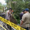 Pasang Police Line Polres Lumajang Tangani Longsor di Tempursari Kendaraan Berat Dilarang Melintas