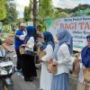 Bisma Madiun Gelar Aksi Sosial Bagi-Bagi Takjil