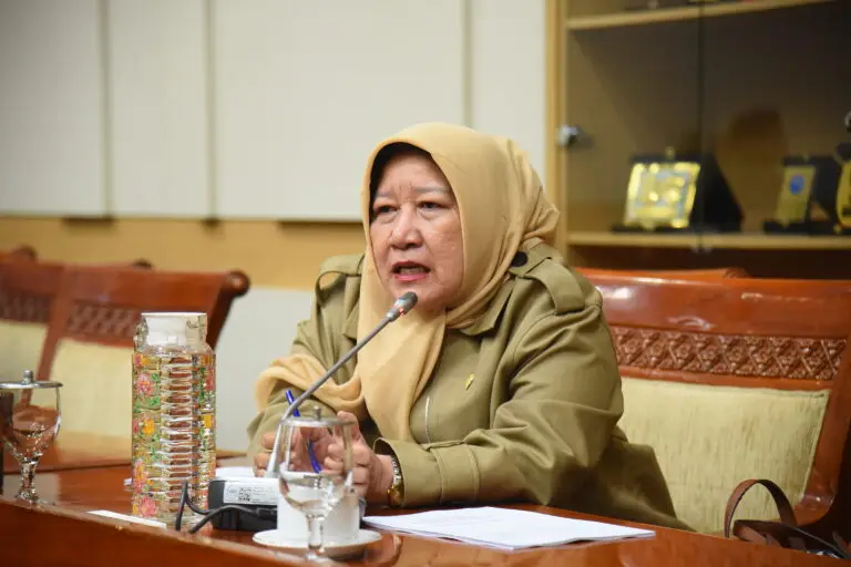 Anggota Komisi Iii Dpr Ri Siti Aisyah Saat Rapat Dengar Pendapat Umum Rdpu Komisi Iii Dpr Ri Ber20260421084425 768x512