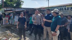 Kapolsek Sukajadi Pimpin Kegiatan Gotong Royong Serentak se-Kecamatan Sukajadi 