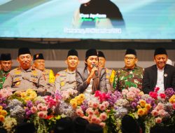 Kapolri dan Panglima TNI Hadiri Doa Lintas Agama di Semarang