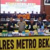 Polres Metro Bekasi berhasil mengungkap kasus penjualan produk kedaluarsa Lewat online