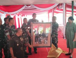 Personel Kodim 0830/Surabaya Utara Lepas Kolonel Dharmawan