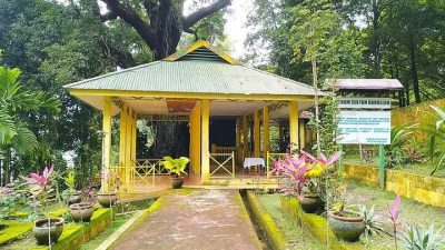 Makam Sultan Baabullah