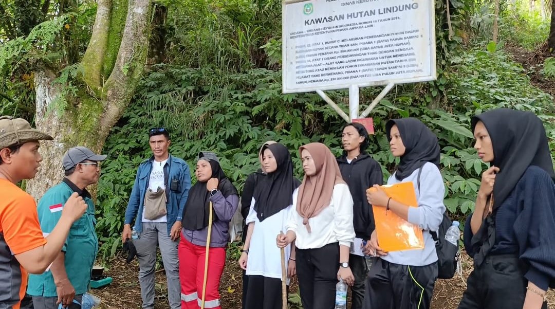 Foto Ekplorasi Mahasiswa Biologi Unutara