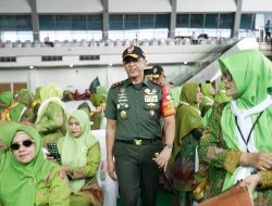 Pangdam Brawijaya Dampingi Kunjungan Presiden Prabowo Subianto dan Wapres Gibran di Surabaya