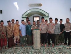 Polres Nganjuk Gelar Bakti Religi, Salurkan Bantuan Perlengkapan Ibadah