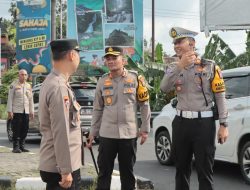 Polres Nganjuk membuka layanan penitipan motor gratis bagi warga selama libur Lebaran.