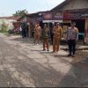 Kepala Desa Muktiwari Tinjau Jalan Rusak, Akan Segera Dilakukan Pengecoran Jalan Bulak Kunyit