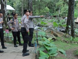 Libur Lebaran, Kapolres Pantau Wisata Jolotundo Pastikan Keamanan Pengunjung