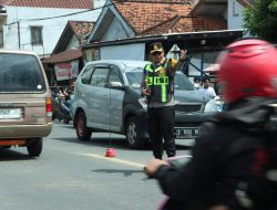 Puncak Arus Balik di Tanah Merah, Kapolres Bangkalan Bersama Tim Urai Turun ke Jalan