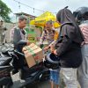 Bantu Pemudik Kehabisan Bensin, Polisi di Kota Kediri Tuai Pujian