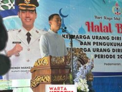 Silaturahmi Lebaran H. Muchendi Kukuhkan Keluarga Urang Diri Pedamaran