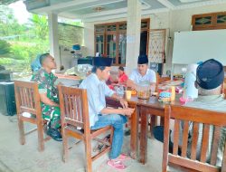 Jalin keakraban, Komsos dilaksanakan Babinsa Koramil 0829-15/Geger dengan Kepala desa