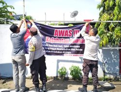 Cegah Aksi Premanisme, Polres Nganjuk Pasang Banner Imbauan di Titik Strategis