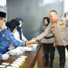 Tegas dan Bersih, 39 Pejabat Utama Polresta Malang Kota Jalani Tes Urine Usai Upacara Kebangkitan Nasional
