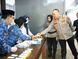 Tegas dan Bersih, 39 Pejabat Utama Polresta Malang Kota Jalani Tes Urine Usai Upacara Kebangkitan Nasional
