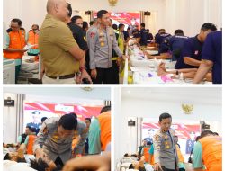 Bahagianya 100 Anak Ikuti Khitanan Massal Sambut Hari Bhayangkara ke-79 di Polres Ponorogo