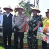 Kasdam Brawijaya Ikuti Panen Raya Jagung Serentak Kuartal 2 di Ngawi