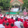 Babinsa Koramil 0817-01/Driyorejo Berikan Pendidikan Bela Negara di UPT SDN 159 Desa Mulung
