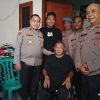 Polres Metro Jakarta Barat Gelar Anjangsana dan Bakti Sosial Bhayangkara Peduli Peringati Hari Bhayangkara ke-79