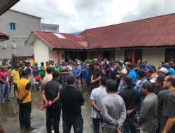 Aksi Kontroversial “Keluarga Bupati” di Polsek Banggai Kepulauan: Sorotan Terhadap Penanganan Aduan dan Independensi Pers