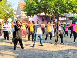 Soliditas dan Sinergitas TNI-Polri Tercermin dalam Kegiatan HUT Bhayangkara ke-79 di Bungah