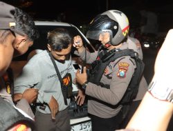 Patroli Malam, Polisi Amankan 3 Pemuda di Mojokerto Diduga Akan Pesta Sabu