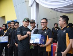 Perkuat Sinergi dan Kebersamaan Polres Gresik Gelar Olahraga Bersama di Hari Bhayangkara ke -79